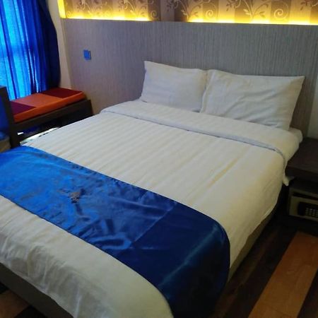 4Orty Inn Bintulu Exteriör bild