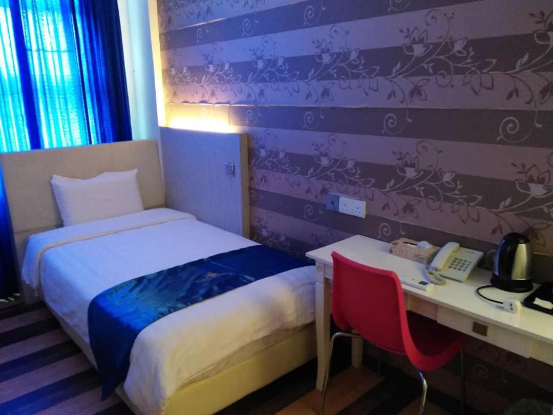 4Orty Inn Bintulu Exteriör bild
