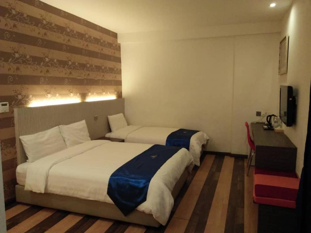 4Orty Inn Bintulu Exteriör bild